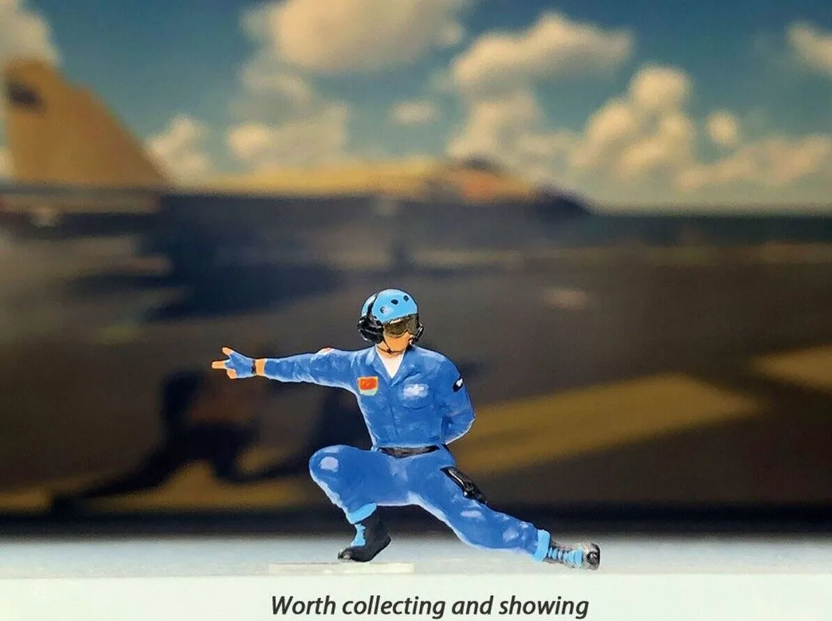 1:64 Painted Figure Mini Model Miniature Resin Diorama Air Force Pilot Captain