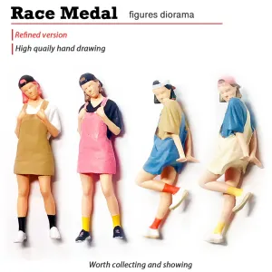 1:64 Painted Figure Mini Model Miniature Resin Diorama Braces Skirt Girl Sand