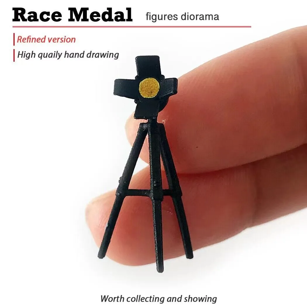 1:64 Painted Figure Mini Model Miniature Resin Diorama Sand Lighting Equipment