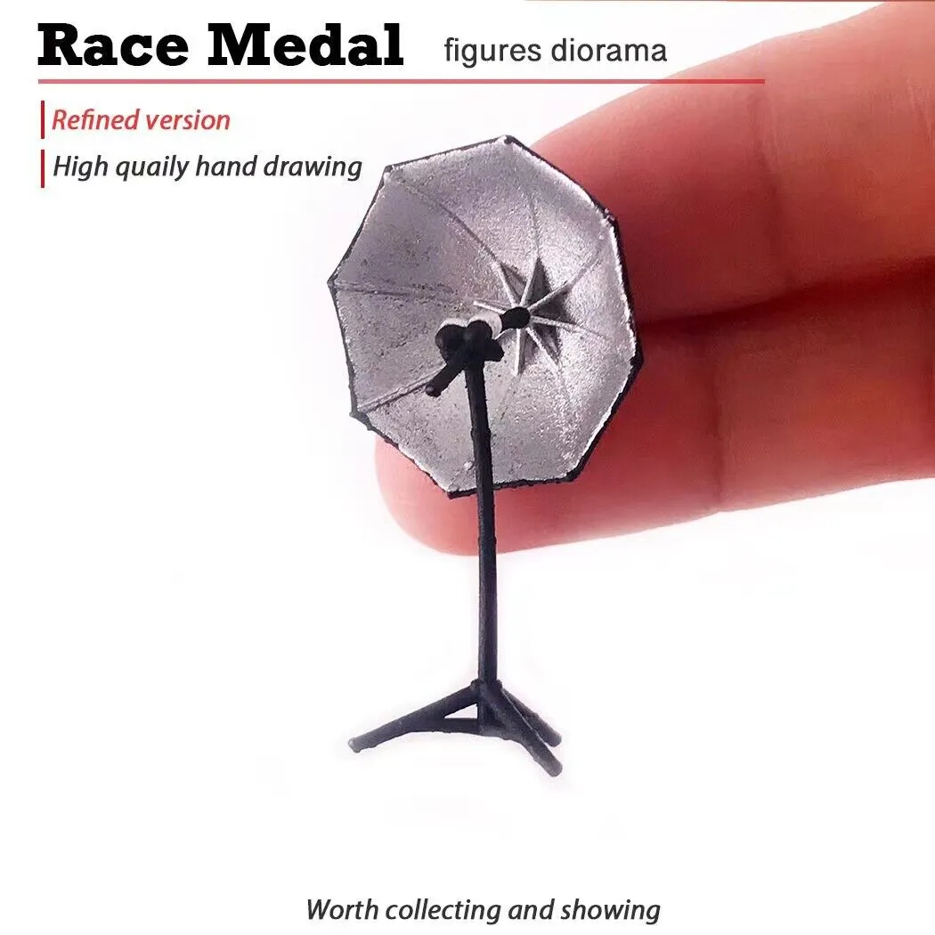 1:64 Painted Figure Mini Model Miniature Resin Diorama Sand Lighting Equipment