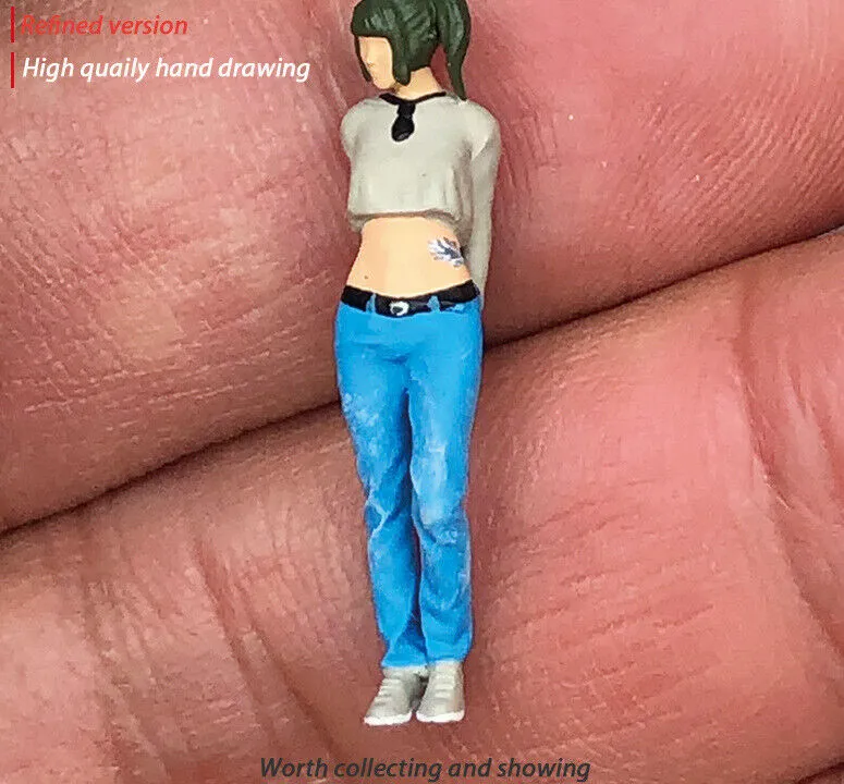 1:64 Painted Figure Mini Model Miniature Resin Diorama Sand Trendy Tattoo Girl