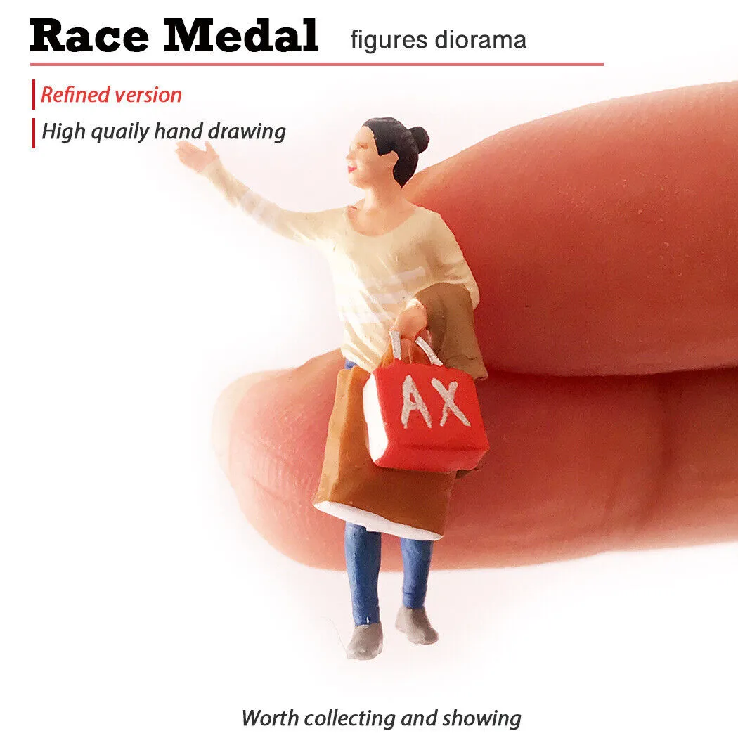 1:64 Painted Figure Mini Model Miniature Resin Diorama Shopaholic Shopping Lady