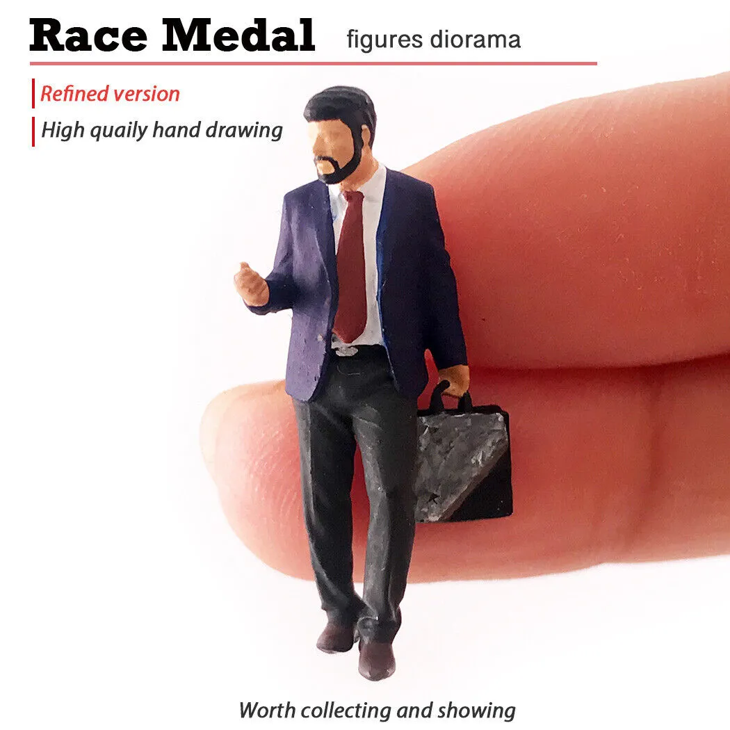 1:64 Painted Figure Mini Model Miniature Resin Diorama Shopaholic Shopping Lady