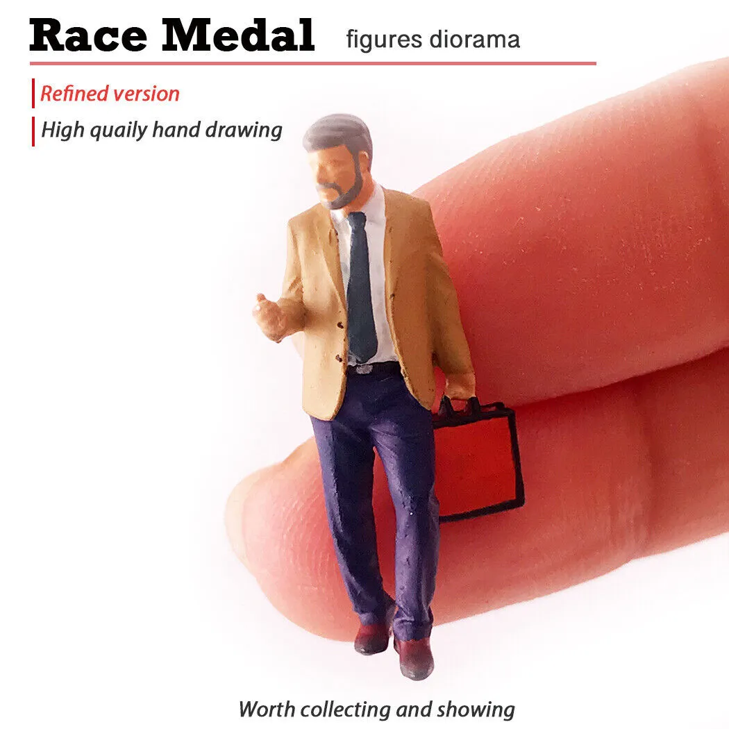 1:64 Painted Figure Mini Model Miniature Resin Diorama Shopaholic Shopping Lady