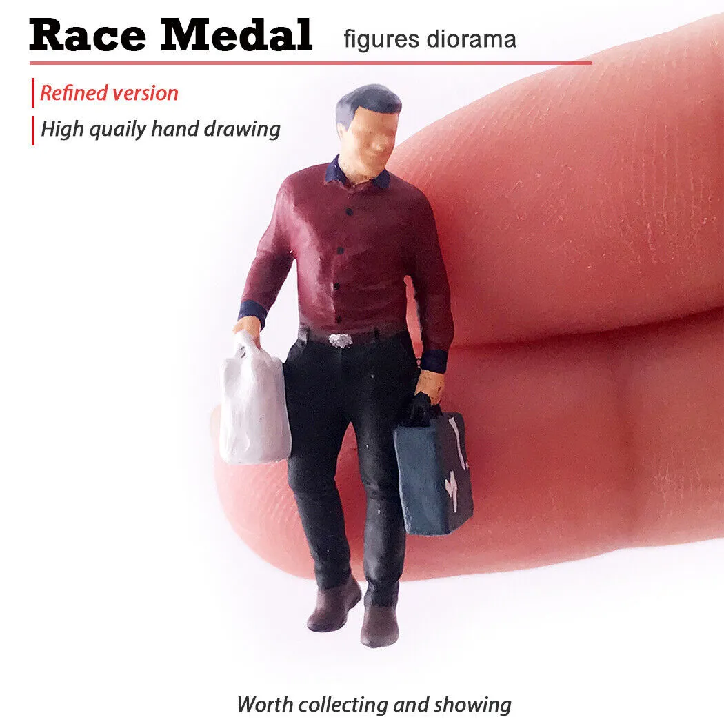 1:64 Painted Figure Mini Model Miniature Resin Diorama Shopaholic Shopping Lady