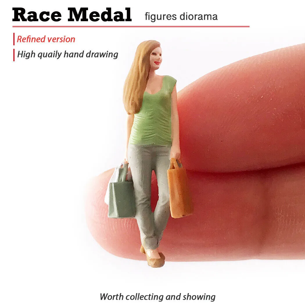 1:64 Painted Figure Mini Model Miniature Resin Diorama Shopaholic Shopping Lady