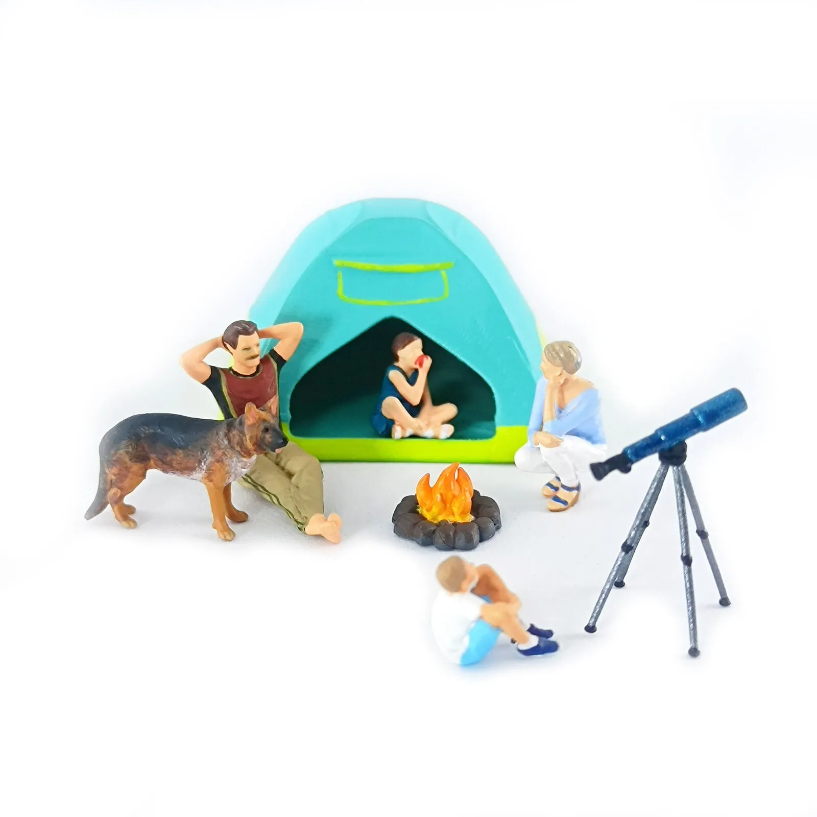 1:64 Painted Figure Mini Model Miniature Resin Diorama Stargazing Camping Family