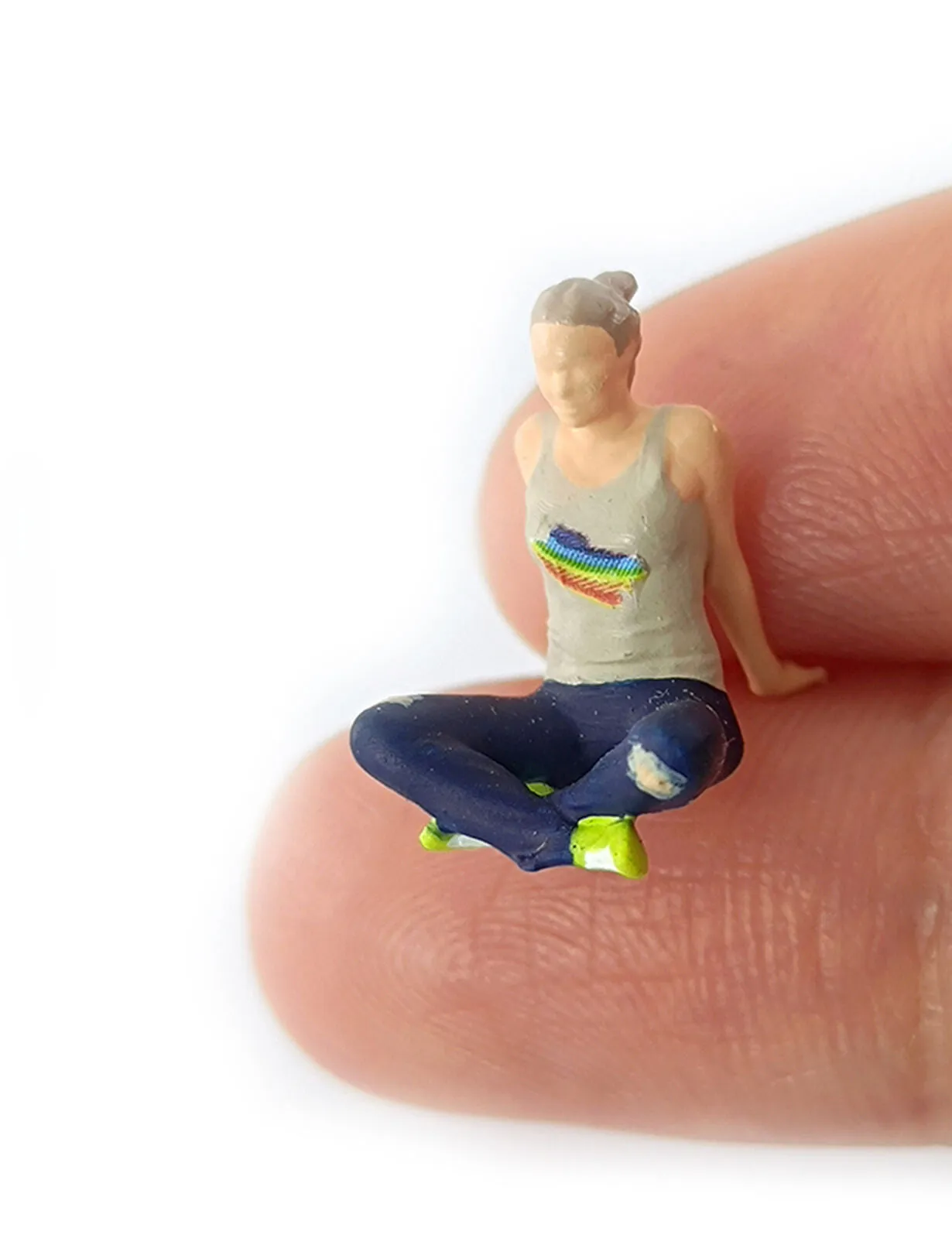 1:64 Painted Figure Mini Model Miniature Resin Diorama Stargazing Camping Family