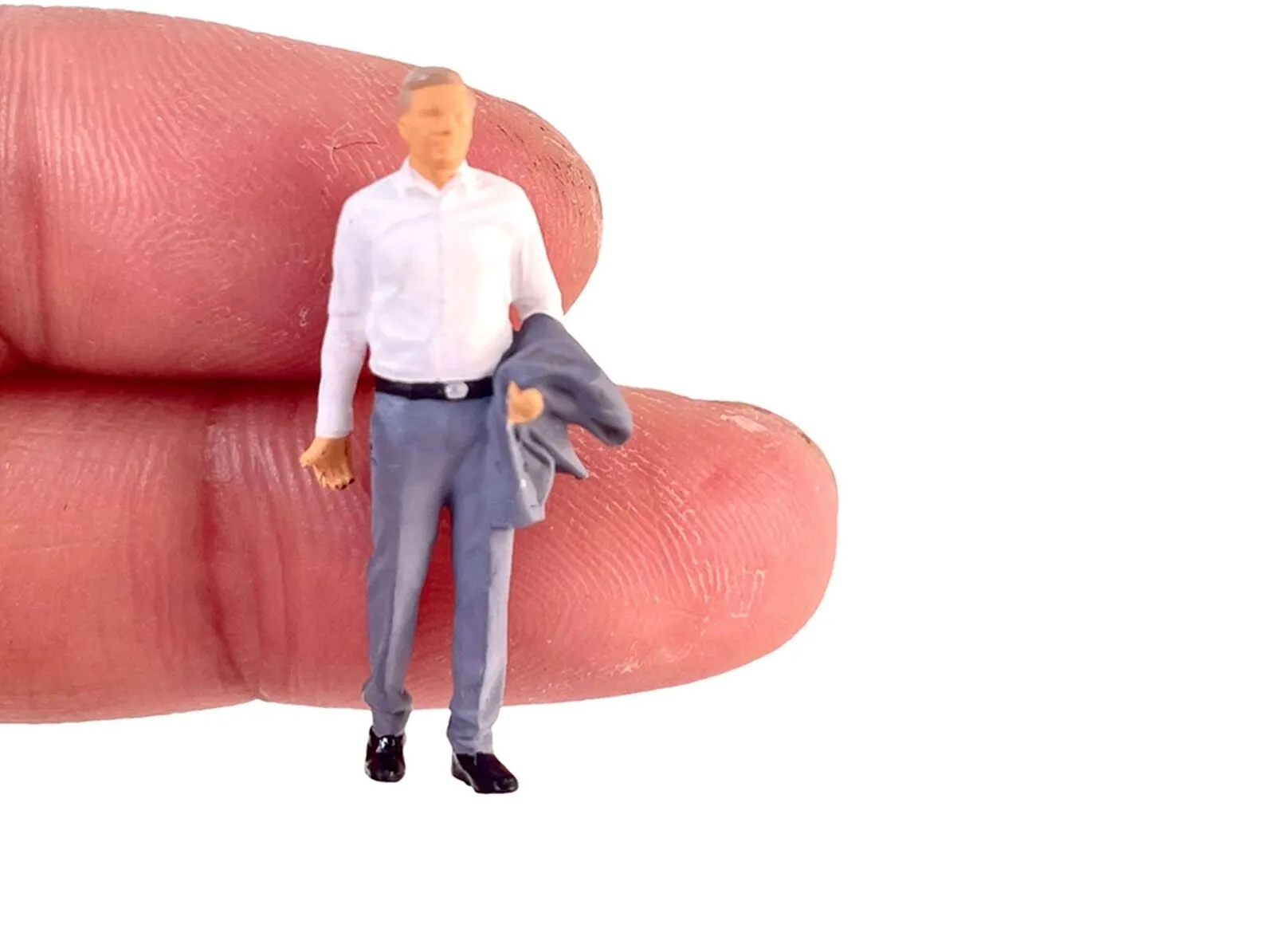 1:64 Painted Figure Model Miniature Resin Diorama Business Man Woman Luggage