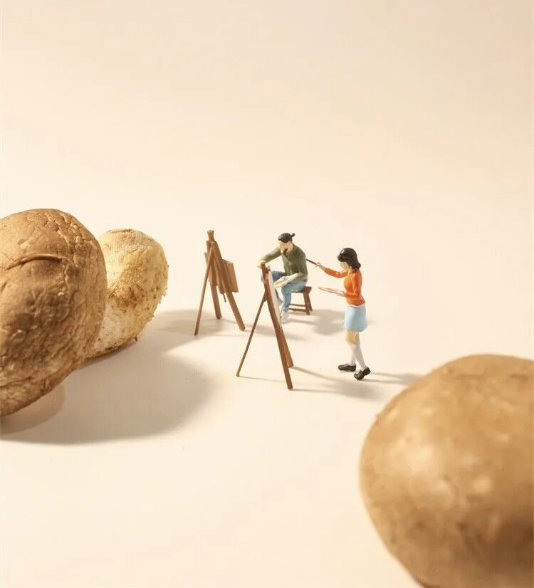 1:64 Painted Figure Model Miniature Resin Diorama Sand Artists Painting Painter