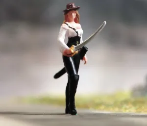1:64 Painted Unpainted Figure Model Miniature Resin Diorama Sand Sword Girl Lady