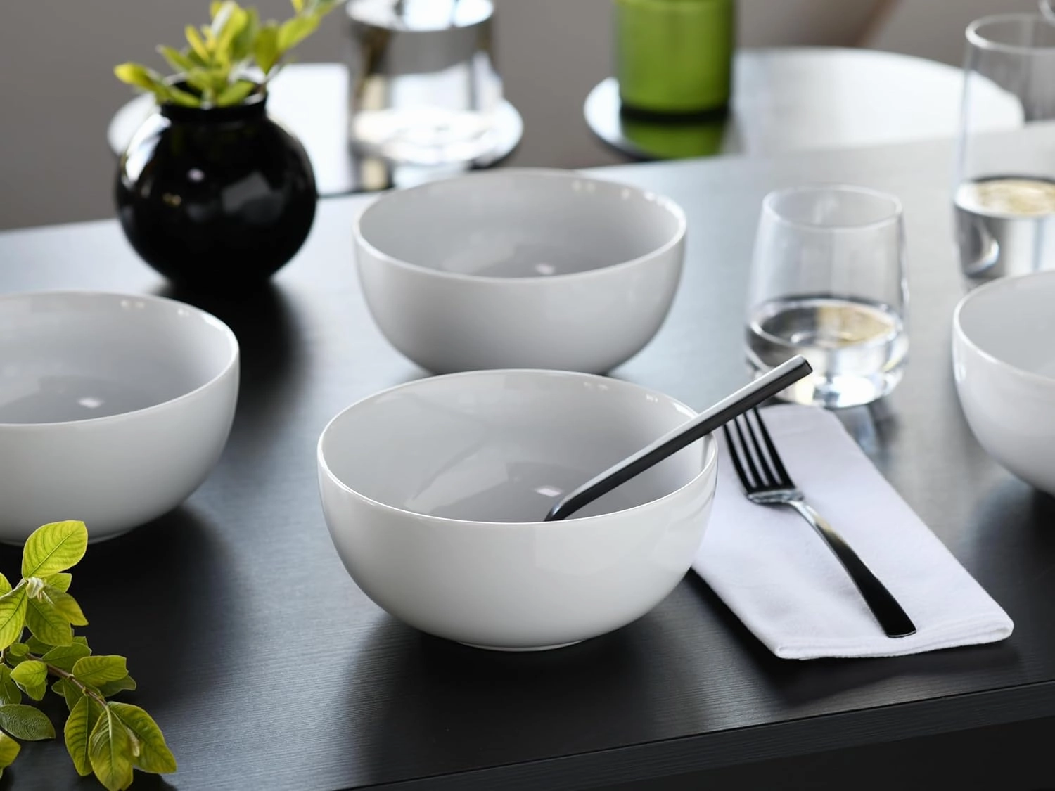 22554 Series Allround White, 4-Piece Crockery Set, Buddha Bowl Set Made of Porcelain, Dishwasher and Microwave Safe