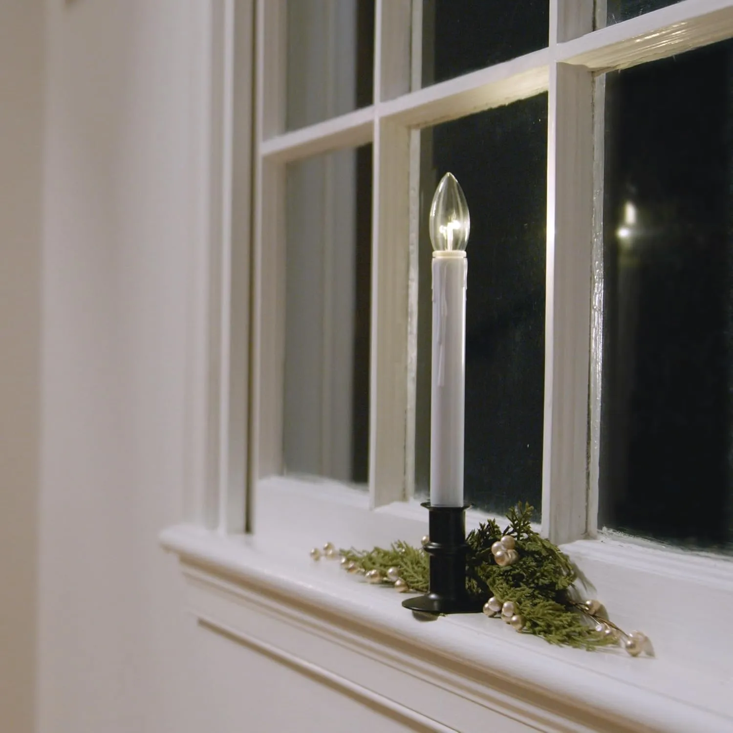 612 Vermont Ultra-Bright LED Window Candles with Timer, Battery Operated, Metal Base, White Candlestick, Adjustable Height (Pack of 4, Matte Onyx)