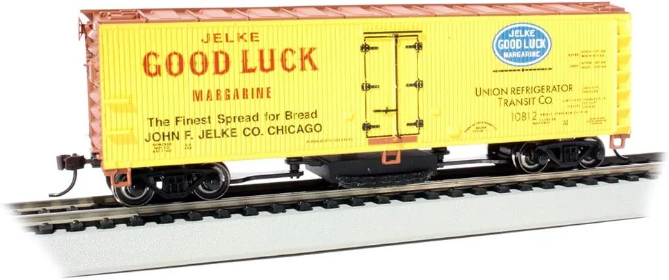 Bachmann Trains - Track Cleaning Reefer Car JELKE Good Luck Margarine #10812 - HO Scale