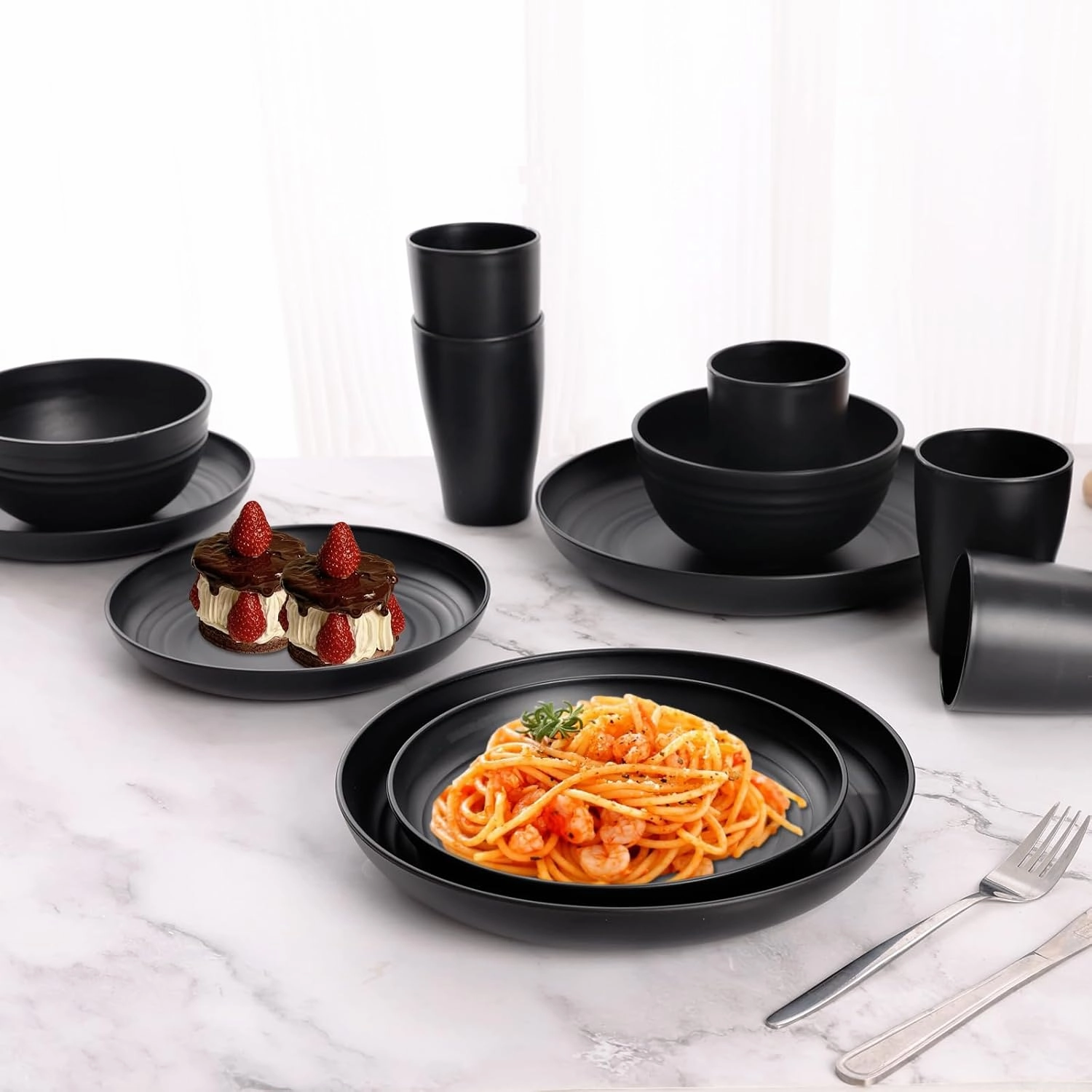 Black Plates and Bowls Sets for 8,Wheat Straw Dinnerware Sets Black Plastic Reusable Dishwasher Safe for Kitchen Camping,32 Pcs Lightweight Unbreakable Plastic Dishes Set Outdoor