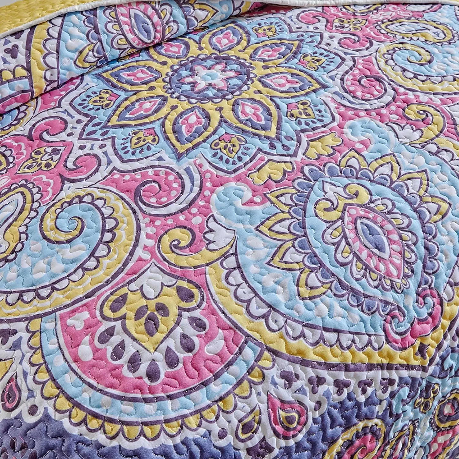 Boho Quilt Set King Size - Reversible Summer Bohemian Quilt Bedding Set, 3 Pieces Colorful Lightweight Microfiber Bedspread Pink Yellow Purple Paisley Coverlet Set with 2 Pillow Shams for All Seasons