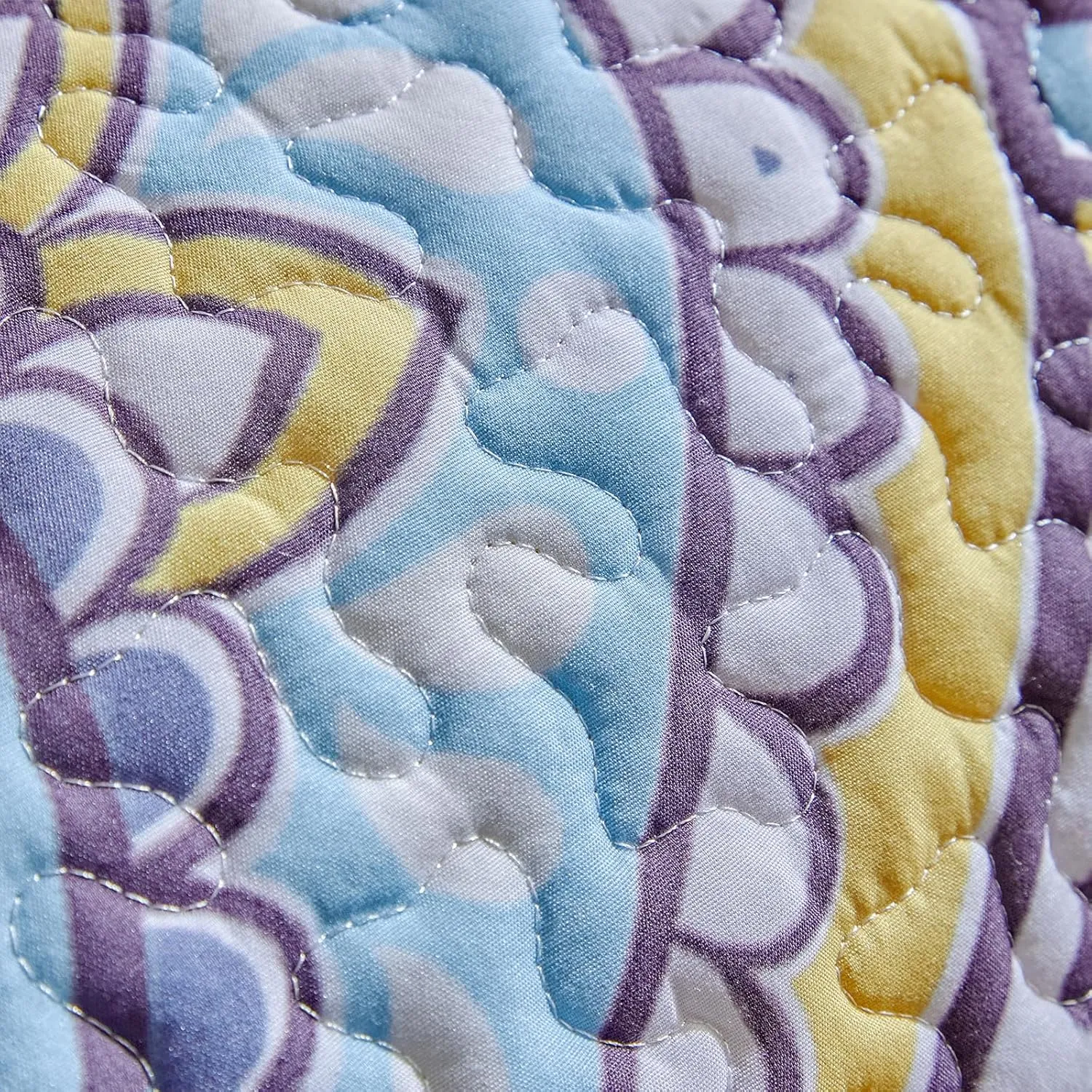 Boho Quilt Set King Size - Reversible Summer Bohemian Quilt Bedding Set, 3 Pieces Colorful Lightweight Microfiber Bedspread Pink Yellow Purple Paisley Coverlet Set with 2 Pillow Shams for All Seasons