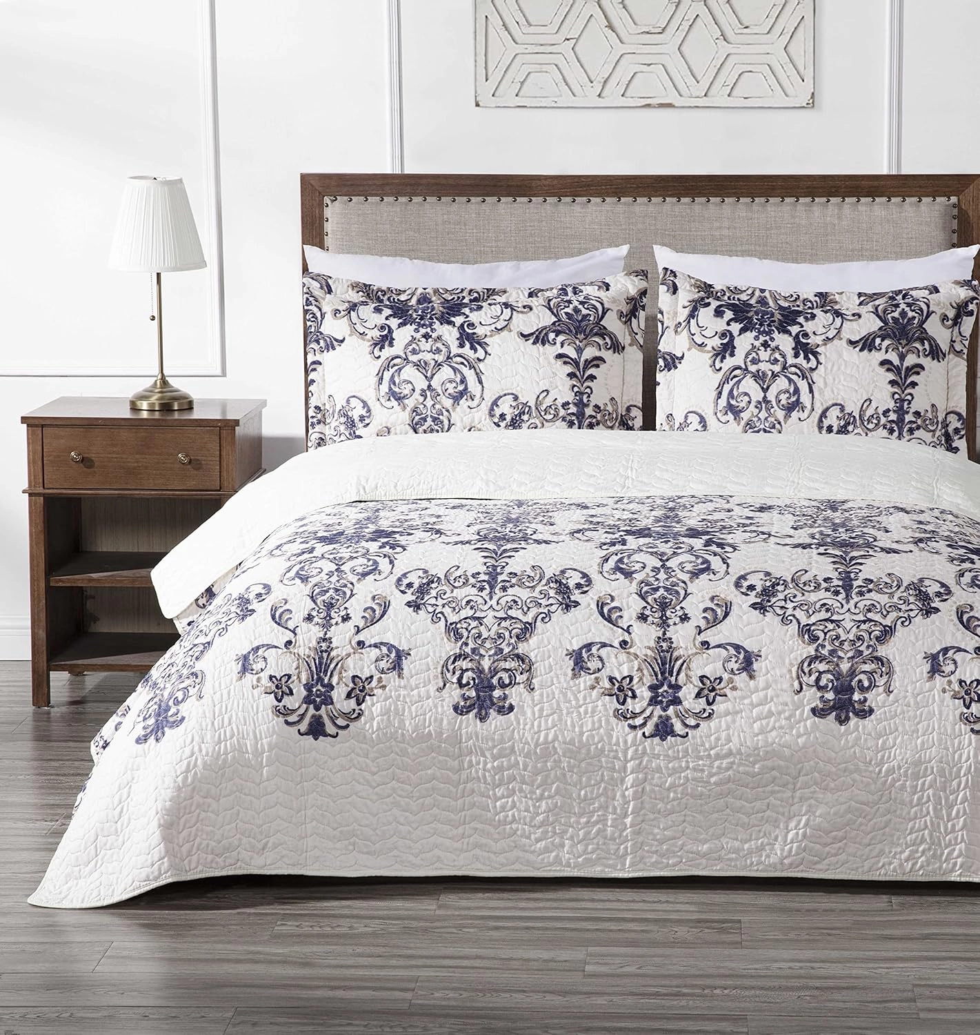 Chezmoi Collection Chloris 3-Piece Printed Floral Medallion Quilt Set - Pre-Washed Microfiber Navy Blue Taupe Light Ivory Coverlet Bedspread, Queen Size