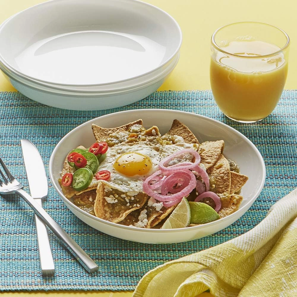 Corelle Vitrelle 4-PC Large 30-Oz Glass Meal Bowls Set, Service for 4, Compact Stack Bowls Set For Salad and Pasta, Microwave & Dishwasher Safe, White