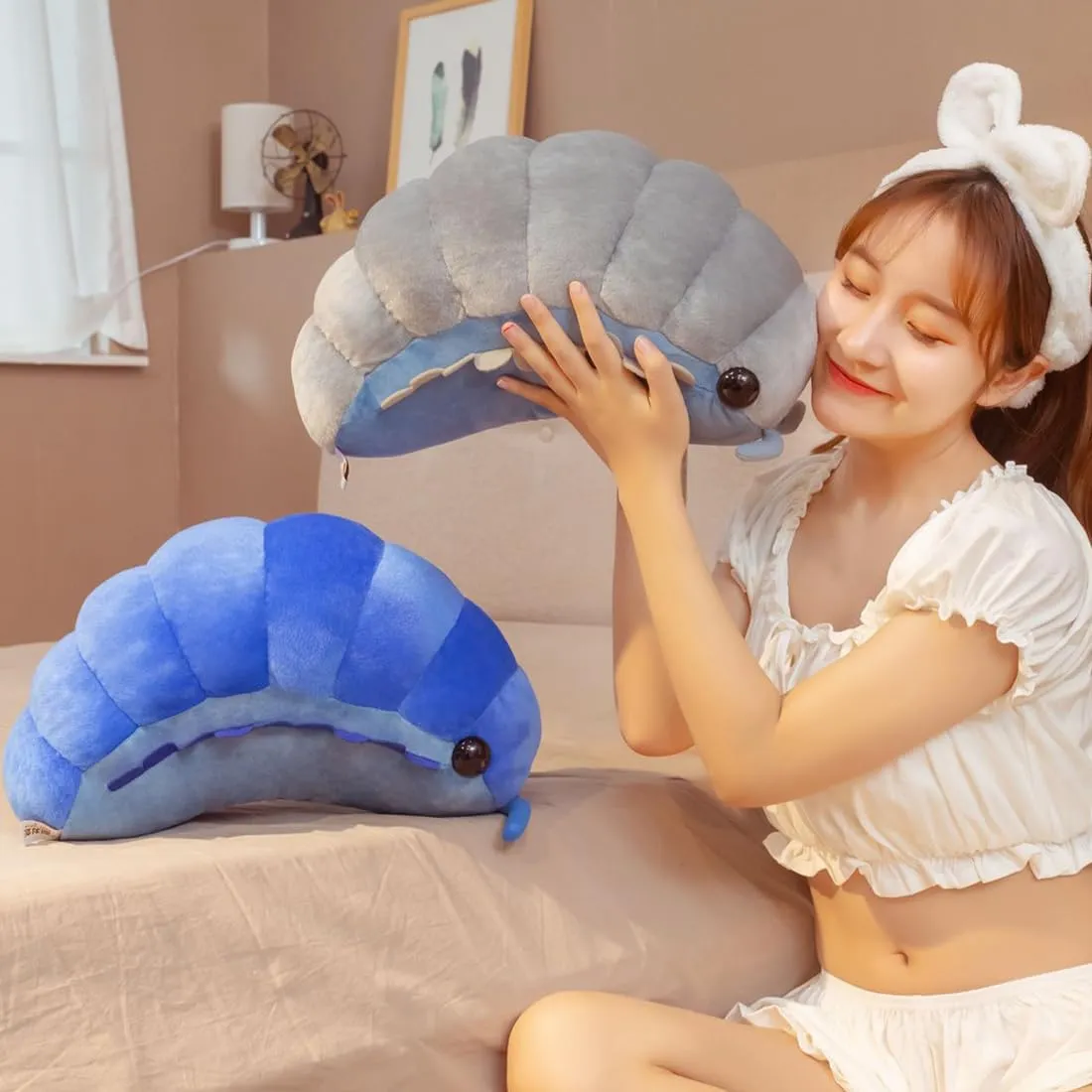 ELAINREN Large Pill Bug Plush Soft Pillow Lifelike Insect Stuffed Animals Toy Cute Fluffy Insect Isopod Plushie Doll Gifts/19.6''(Gray/Blue)