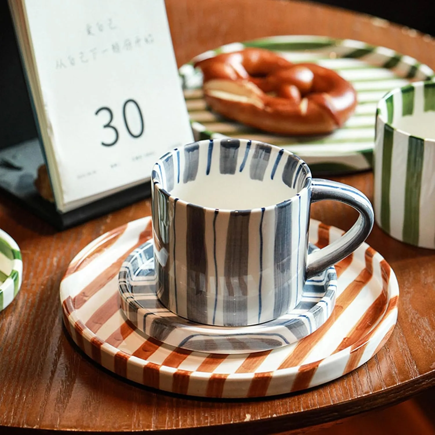 Espresso Cups Ceramic Coffee Mug Series European Striped Dot Coffee Cup and Saucer Mug Cake Plate Afternoon Tea Set Tea Cup and Saucer,B
