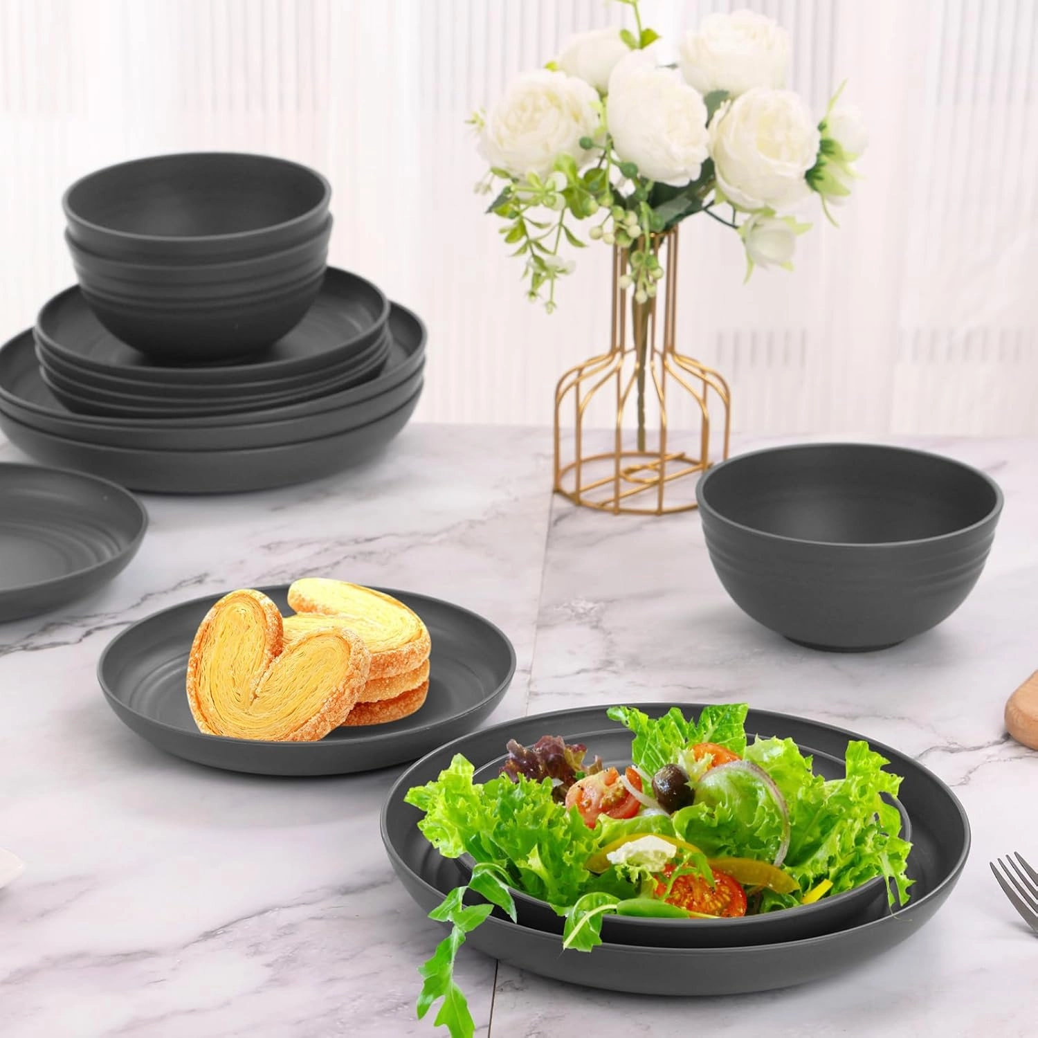 Grey Kitchen Plates and Bowls Set,32pcs Plastic Dinnerware Set,Cups and Plates Sets for kitchen Dishware Sets for 8 Kids Plate Non Toxic Unbreakable and Lightweight，Dishwasher and Microwave Safe