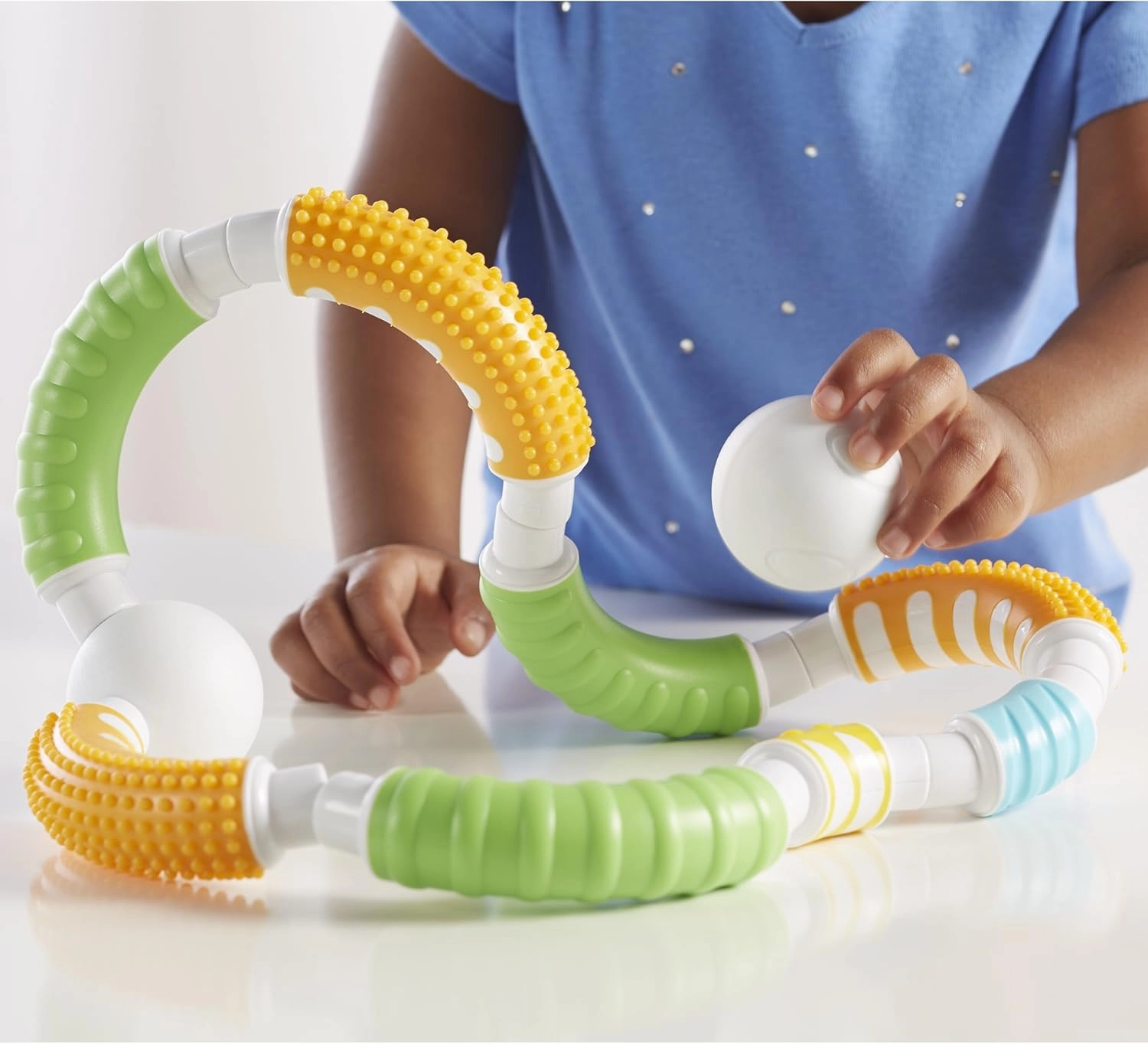 Guidecraft Grippies Curves - 30 Piece Set, STEM Soft Grip Magnetic Building Toy for Toddlers