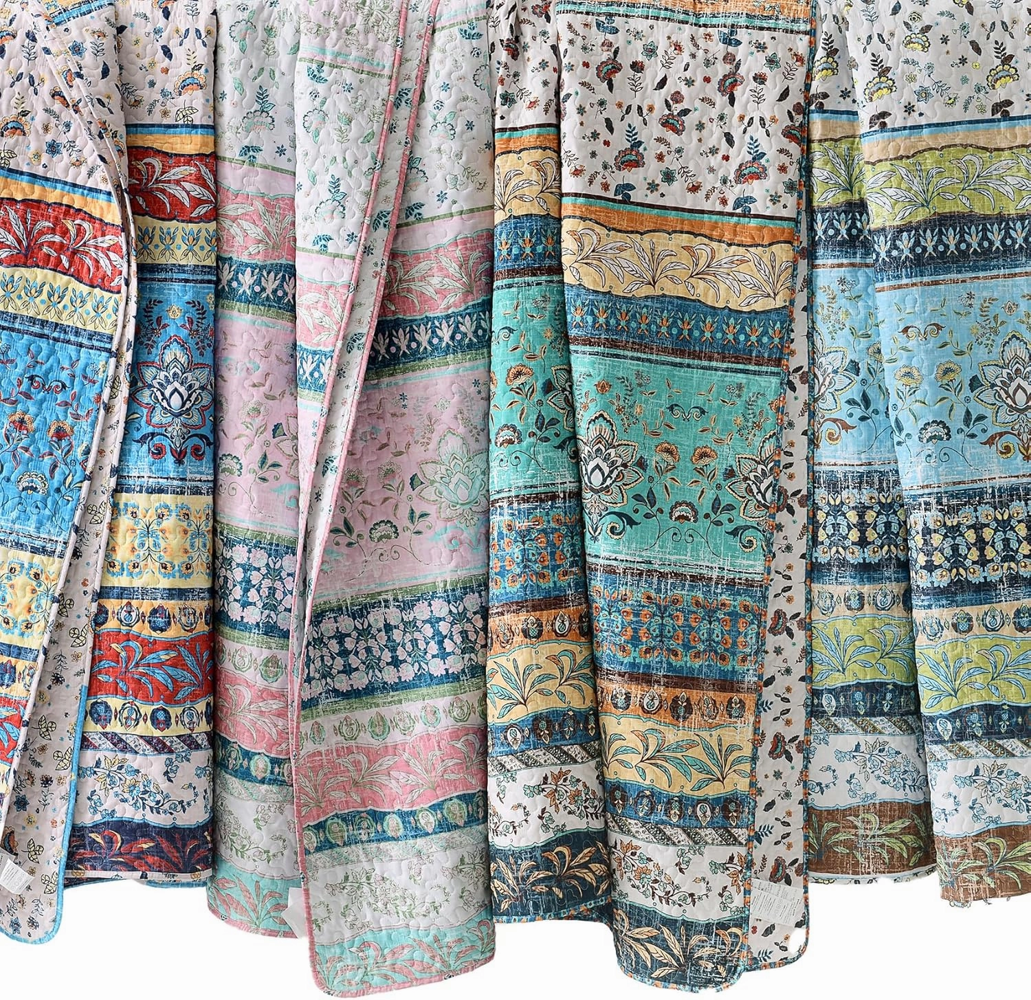 HORIMOTE HOME Boho Style Queen Quilt Set Green Bohemian Floral Strip Quilt Beddding Set, Soft and Lightweight Bedspread for All Season, Full Size Bed Coverlet with 2 Matching Pillow Shams (3 Pieces)