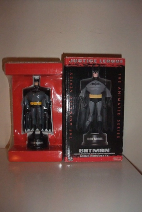Justice League Batman Mini Maquette Statue
