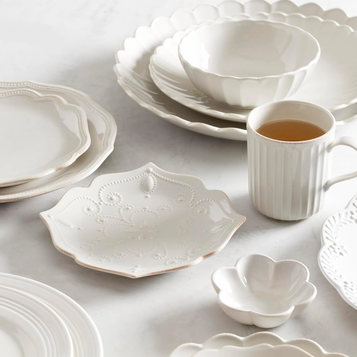Lenox Wicker Creek 12-Piece Dinnerware Set, 14.29,White
