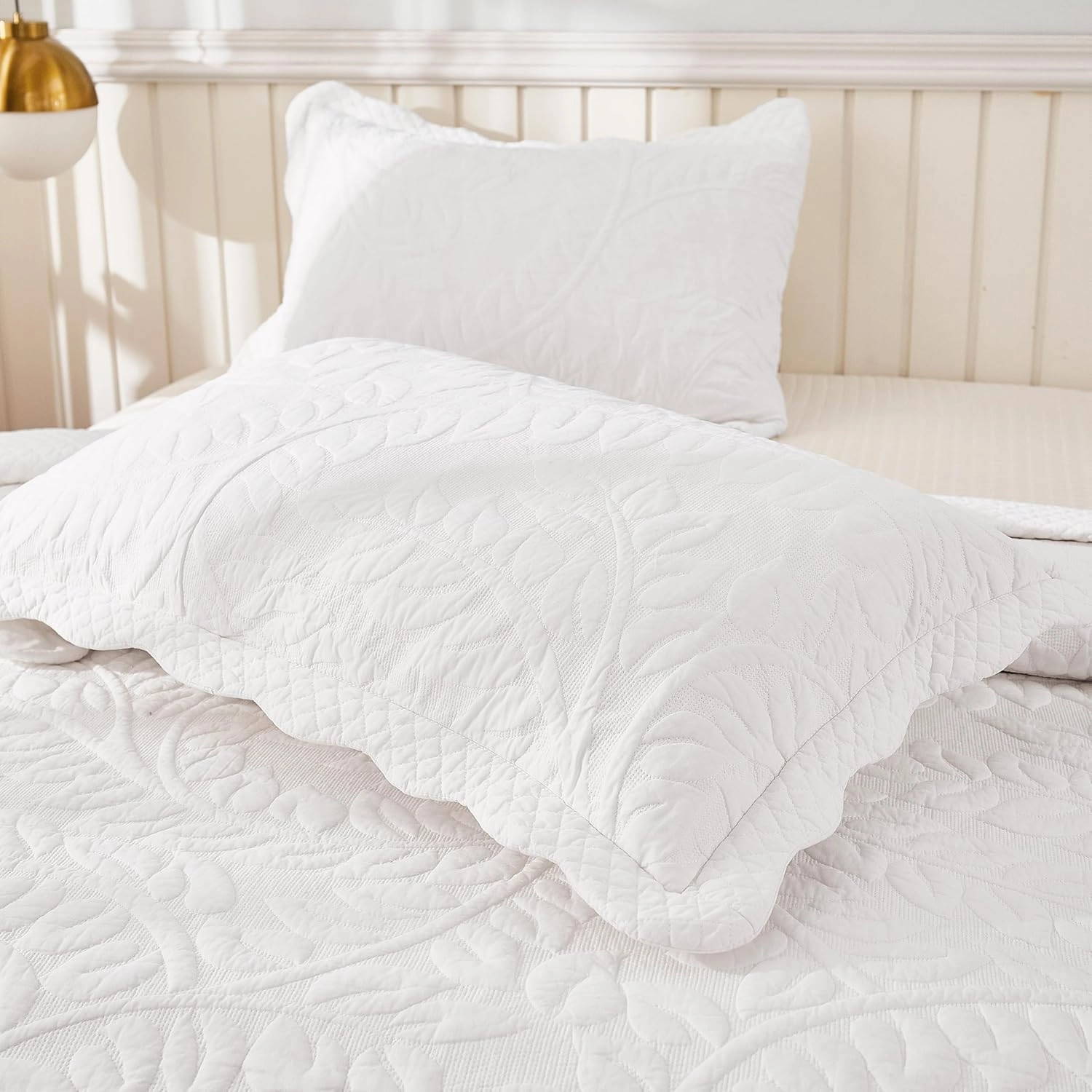 MarCielo 3-Piece 100% Cotton Oversized Bedspread Lightweight Quilt Coverlet Embroidery Farmhouse Bedding Set T0 (Bright White, King (118"x106"))