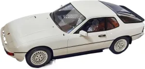 Miniature Models 1:18 Scale Porsche 924 Turbo Alloy Car Model White Painting Children's Gift Car Ornaments