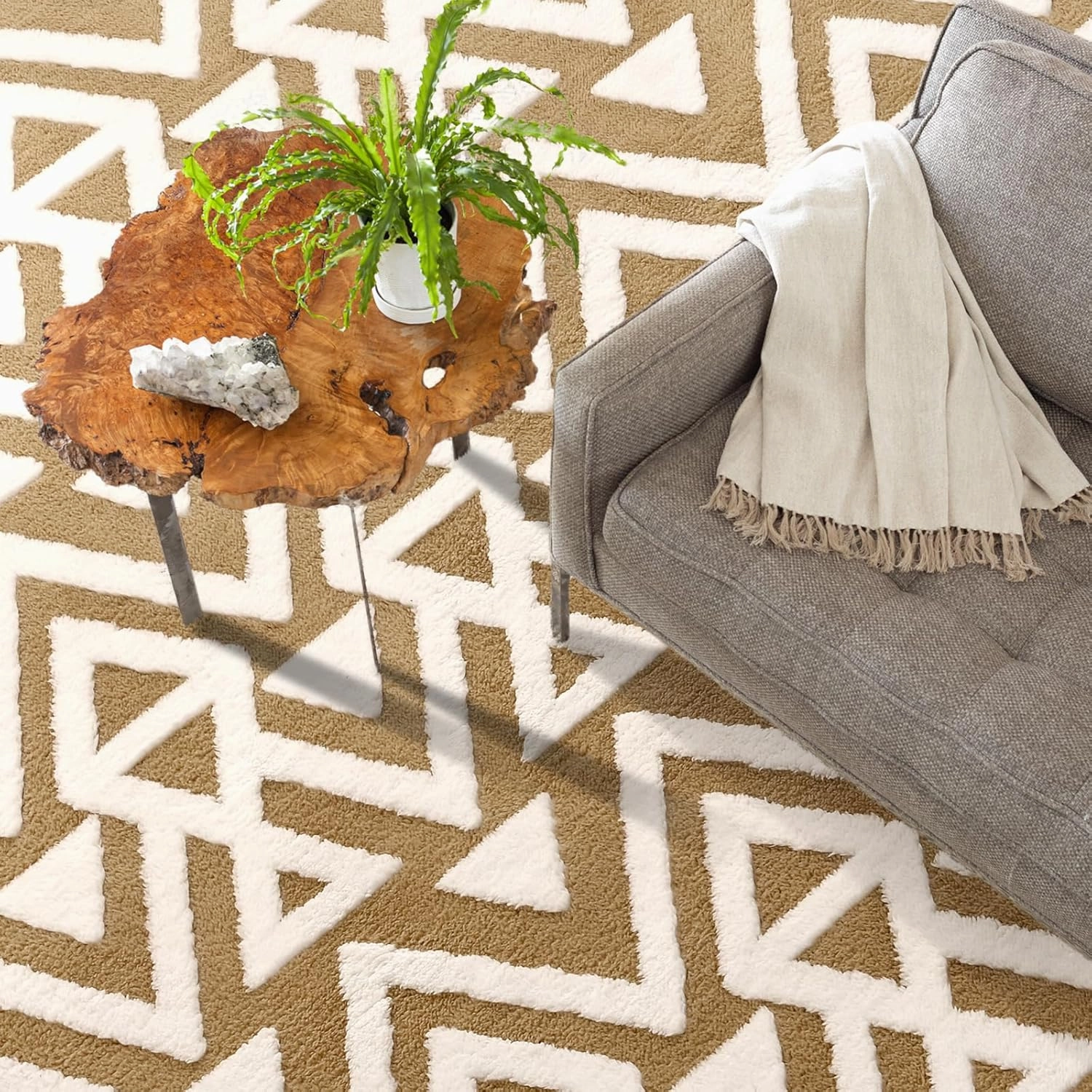 Ompaa Ultra Soft Shaggy Rugs Memory Foam Bedroom Carpet, Beige 3 x 5 Feet, Plush Geometric Textured Area Rugs for Living Room Couch Dorm Bedside Kids Girls Teens Room Nursery Decor Floor Mat