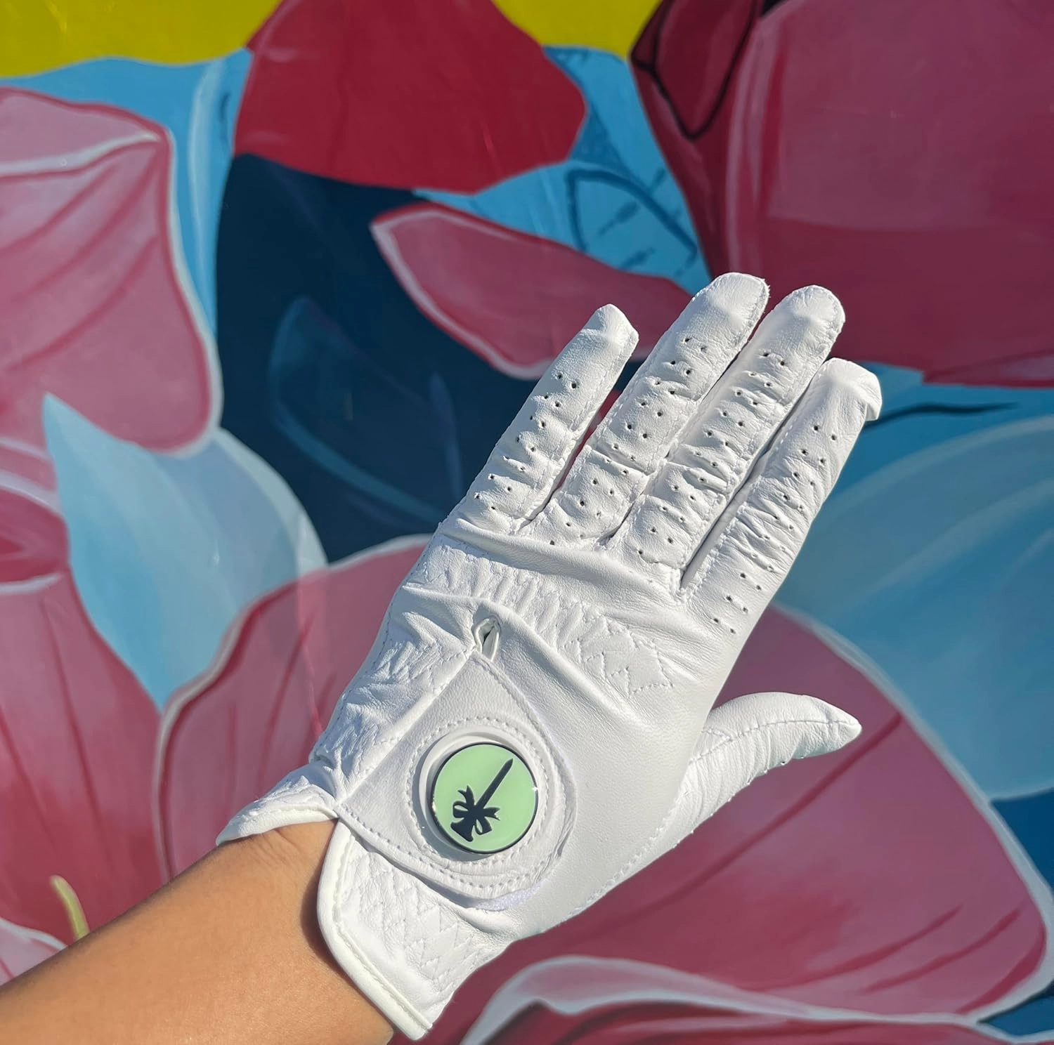 PINKTEE Women's Golf Glove Left Hand Ladies Pink Cabretta Leather Golf Gloves with Removable Magnetic Ball Marker Full Finger