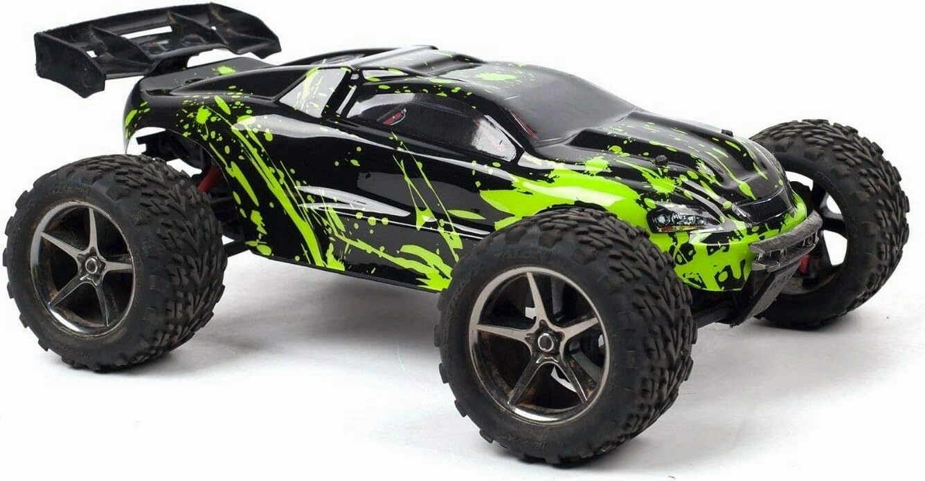 SummitLink Compatible Custom Body Muddy Green Over Black Replacement for 1/16 Scale RC Car or Truck (Truck not Included) ERMN-BG-02